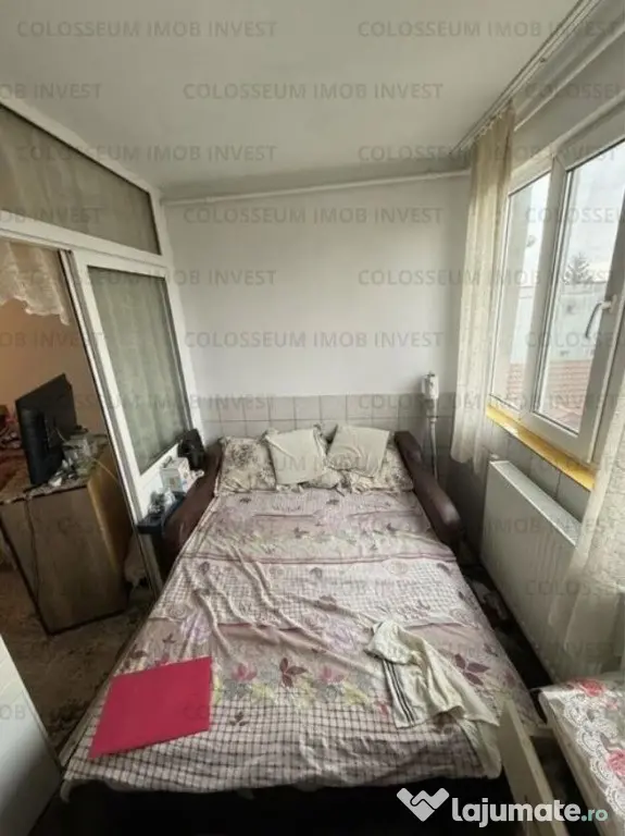 Garsoniera semidecomandata | 23 mp | Zona Tractorul - Brasov (Brasov)