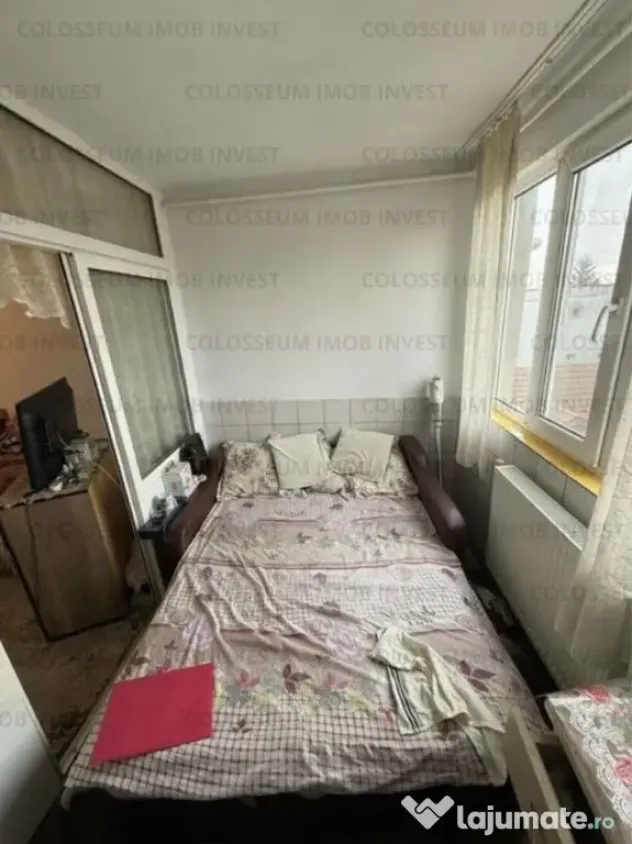 Garsoniera semidecomandata | 23 mp | Zona Tractorul - Brasov (Brasov)