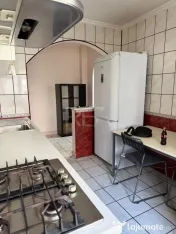 3 camere Nerva Traian decomandat, et.3, an 1996, metrou 