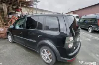 Volkswagen touran cross