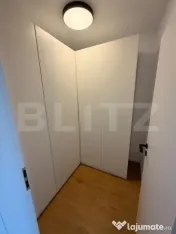 Apartament 2 camere, parcare, zona Eroilor