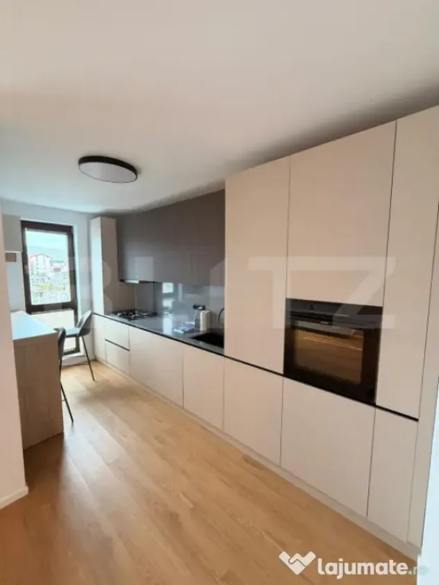 Apartament 2 camere, parcare, zona Eroilor - Floresti (Cluj)