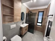 Apartament de lux, 3 camere si 2 bai, bloc nou, zona de case 