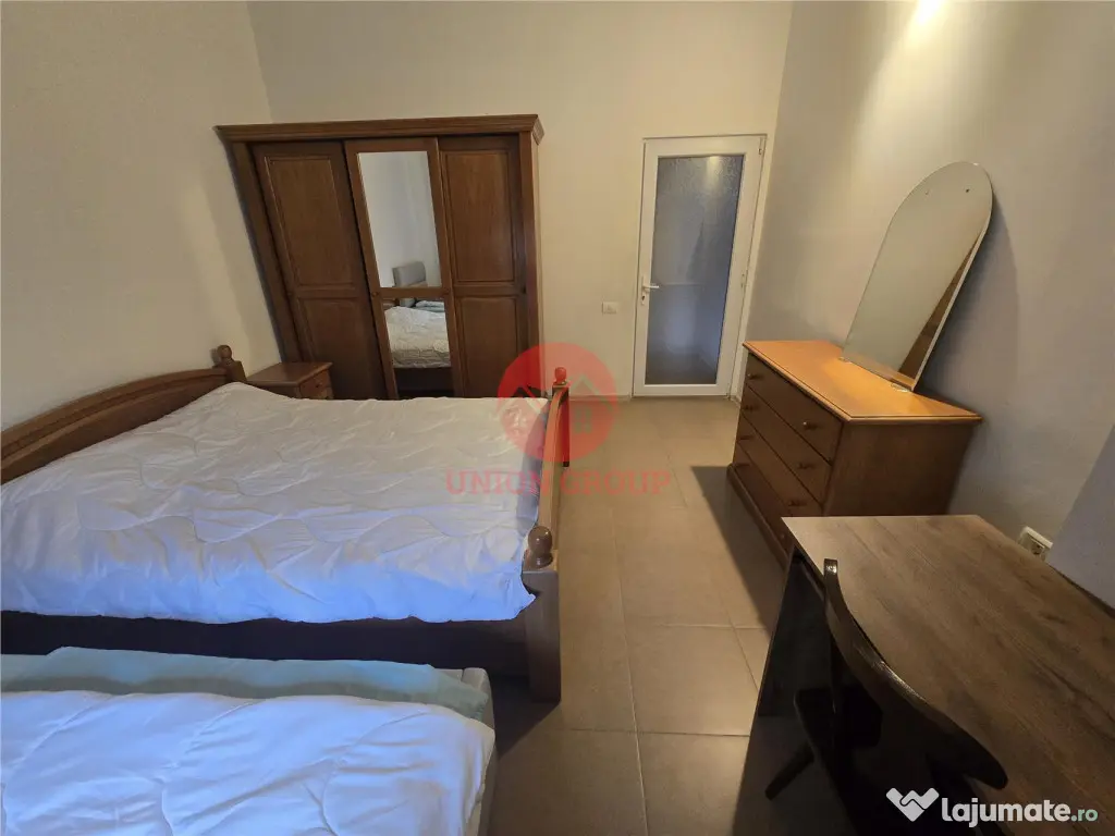 Apartament 3 Camere, Spatios, De Inchiriat | Zona Delfinariu - Constanta (Constanta)