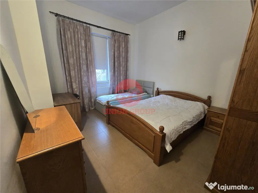Apartament 3 Camere, Spatios, De Inchiriat | Zona Delfinariu - Constanta (Constanta)