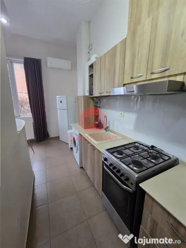 Apartament 3 Camere, Spatios, De Inchiriat | Zona Delfinariu - Constanta (Constanta)