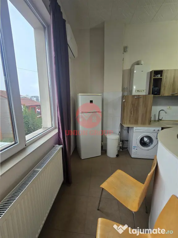 Apartament 3 Camere, Spatios, De Inchiriat | Zona Delfinariu - Constanta (Constanta)