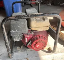 Generator monofazat benzina