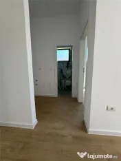 Jumatate de duplex pe parter, 3 dormitoare, curte uriasa de