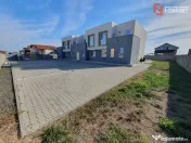 Cvadruplex de inchiriat, 471 mp utili, 8 parcari, in Mosnita