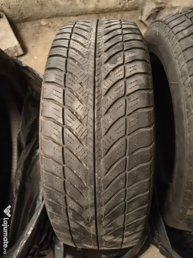 Set 4 Anvelope Iarnă Goodyear UltraGrip 205/60 R16 92H – DOT 2022
