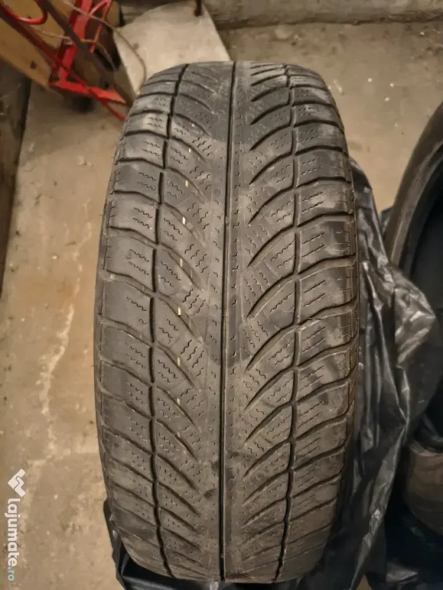 Set 4 Anvelope Iarnă Goodyear UltraGrip 205/60 R16 92H – DOT 2022