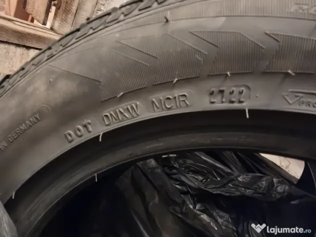 Set 4 Anvelope Iarnă Goodyear UltraGrip 205/60 R16 92H – DOT 2022