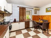 2 camere Decebal decomandat, parter, an 1989, metrou, 60 mp 