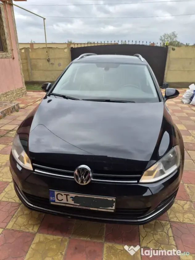 Vând Volkswagen Golf 7