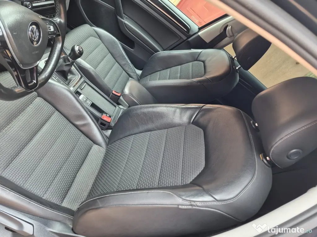 Vând Volkswagen Golf 7