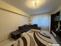 De închiriat apartament cu 3 camere, în zona Decebal