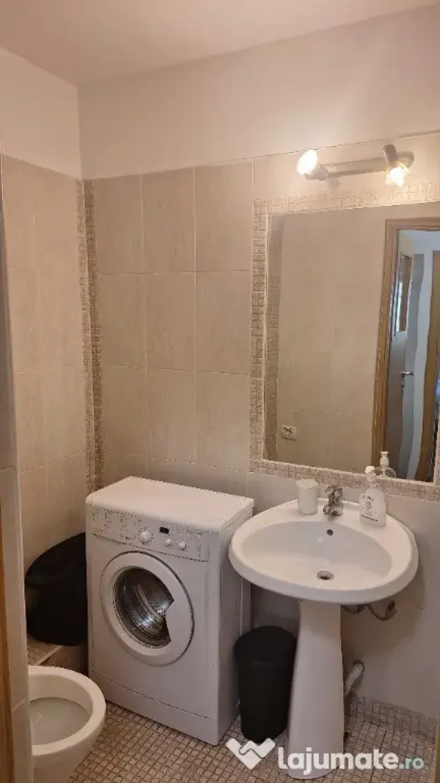 GARSONIERĂ 40 m2, Zona Unirii-Camera de Comerț (Splaiul Unirii 37) - Bucuresti (Bucuresti-Ilfov)