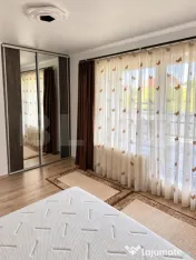 Apartament 2 camere, terasa 28 mp cu vedere la lac, parcare,