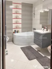 Apartament 2 camere, terasa 28 mp cu vedere la lac, parcare,
