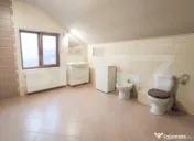 Casa individuala cu 3 dormitoare si garaj