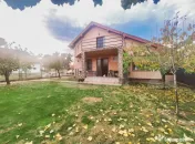Casa individuala cu 3 dormitoare si garaj