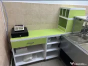 Vitrina calda si vitrina rece cu mobiler 
