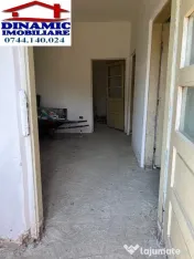 Casă+Hală cu 620 mp teren,Str. Izvoare.Preț 65000 eur/pachet 