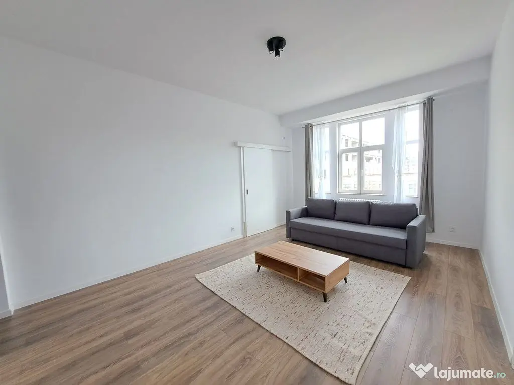 Apartament cu 3 camere 98,59 mp in zona Unirii