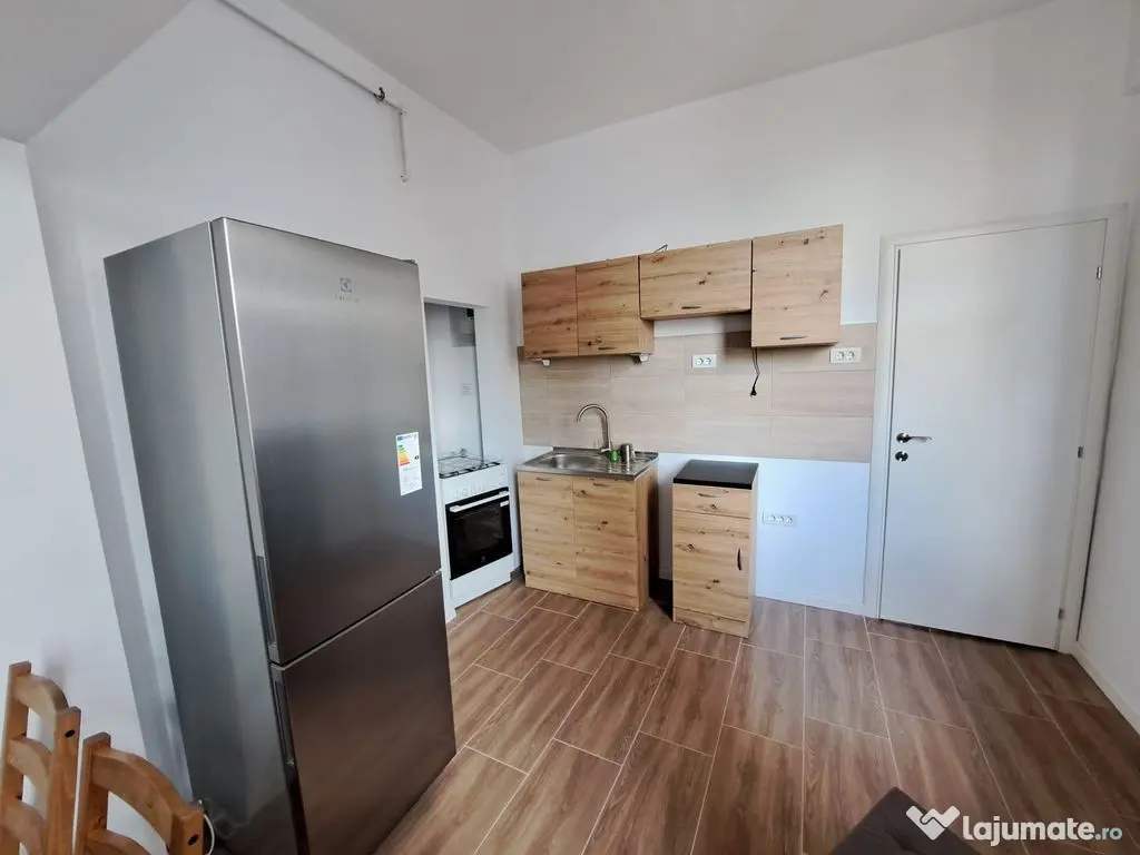 Apartament cu 3 camere 98,59 mp in zona Unirii