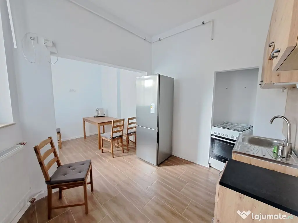 Apartament cu 3 camere 98,59 mp in zona Unirii