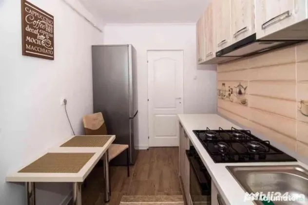 Apartament cu doua camere decomandate