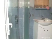 1 camera situat in zona Dacia 