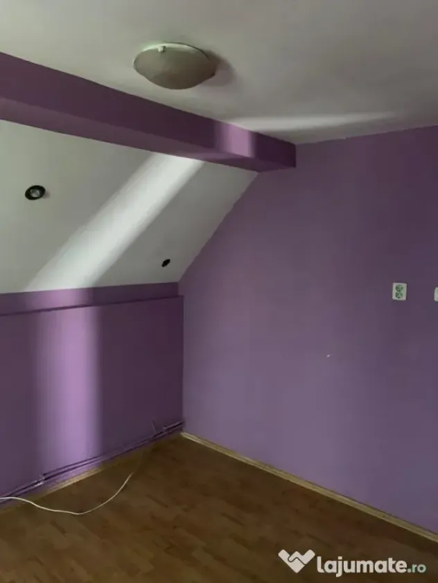 ENACHITA VACARESCU casa P+M, 2005, teren 271mp -145000 euro