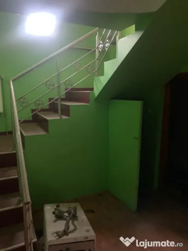 ENACHITA VACARESCU casa P+M, 2005, teren 271mp -145000 euro