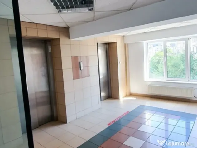 Spatiu birouri sau clinica medicala 1100 mp