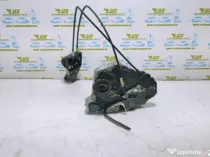 Broasca incuietoare usa stanga spate Toyota RAV4 3 (XA30) [2005 - 2010