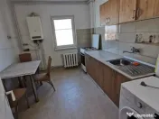 Apartament 3 camere zona Calea Dumbravii 