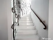 Zona Bd. Dacia imobil reprezentativ 9 camere 