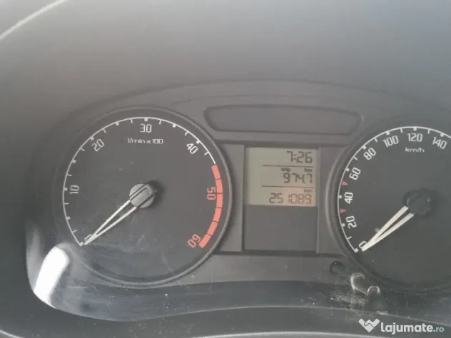 Skoda Fabia din 2010 diesel de 1422 cm3