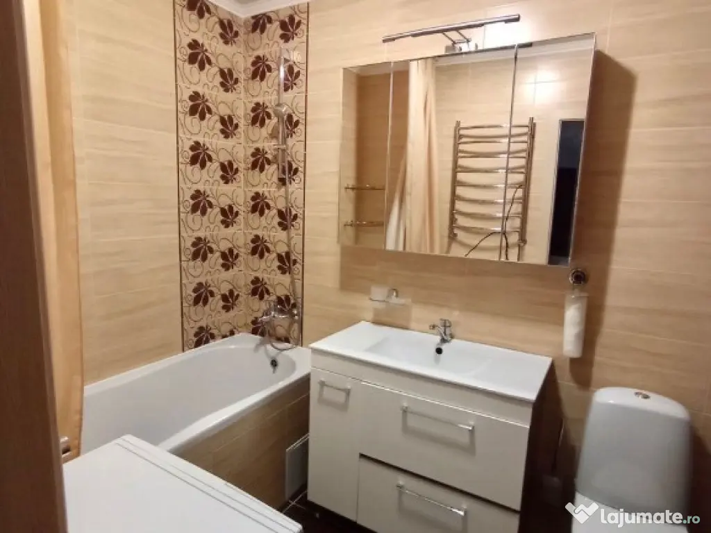 Apartament cu doua camere de inchiriat in zona Campului