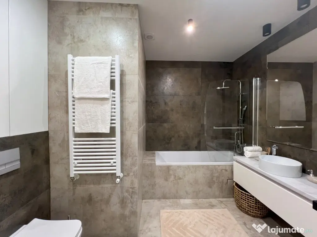 De inchiriat apartament cu 2 camere in zona Iulius Mall