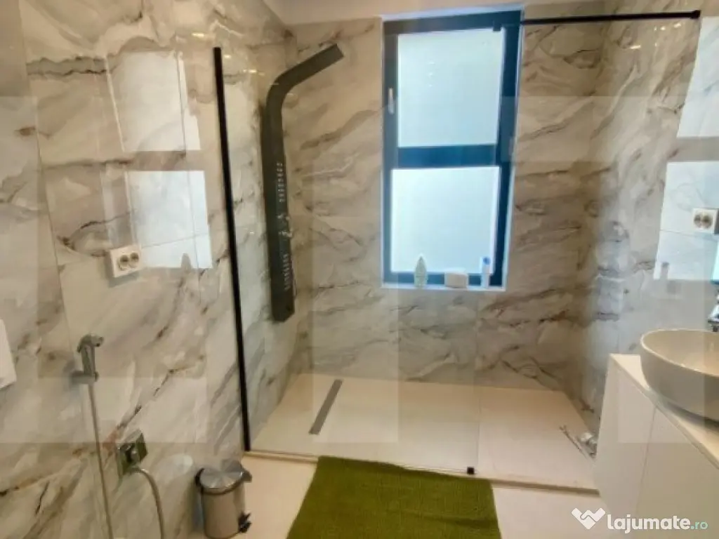 Duplex de lux cu lift si priveliste panoramica, 210 mp, 350