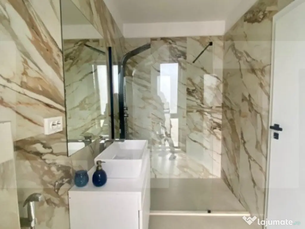 Duplex de lux cu lift si priveliste panoramica, 210 mp, 350