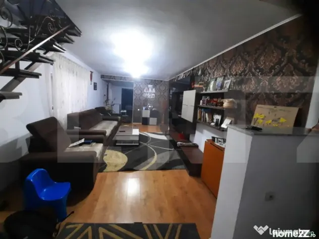 Casa cu 5 camere, 200 mp utili, teren cu 200 mp, Bereasca - Ploiesti (Prahova)