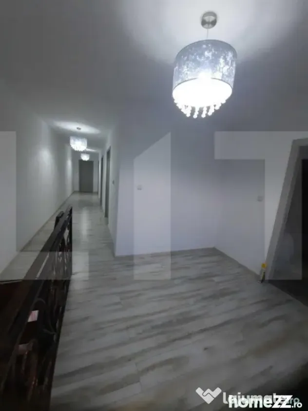 Casa cu 5 camere, 200 mp utili, teren cu 200 mp, Bereasca - Ploiesti (Prahova)