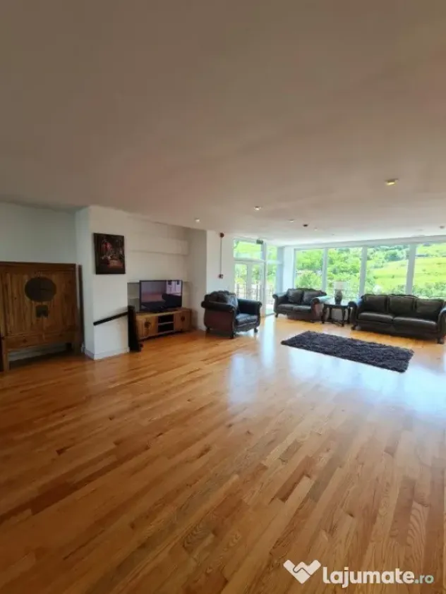Casa cuplata, 400 mp utili si 650 mp de teren, sat Tauti