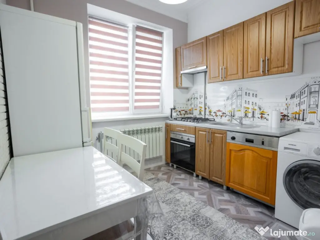 Inchiriez apartament cu 2 camere in zona Aeroport