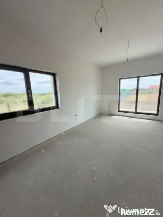 Casa tip triplex, 5 camere, 114 mp utili, Zona Plopi - Timisoara (Timis)