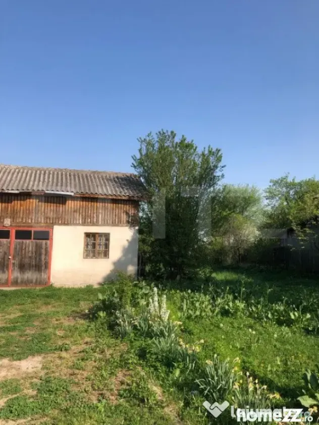 Casa individuala 4 camere, teren 4400 mp , Lazuri - Lazuri (Dambovita)